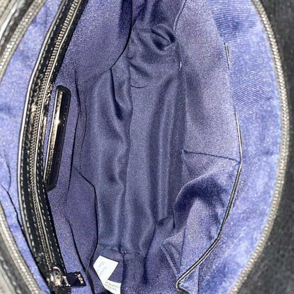 SONDRA ROBERTS COLOR BLOCK NAVY SHOULDER BAG - Picture 3 of 5